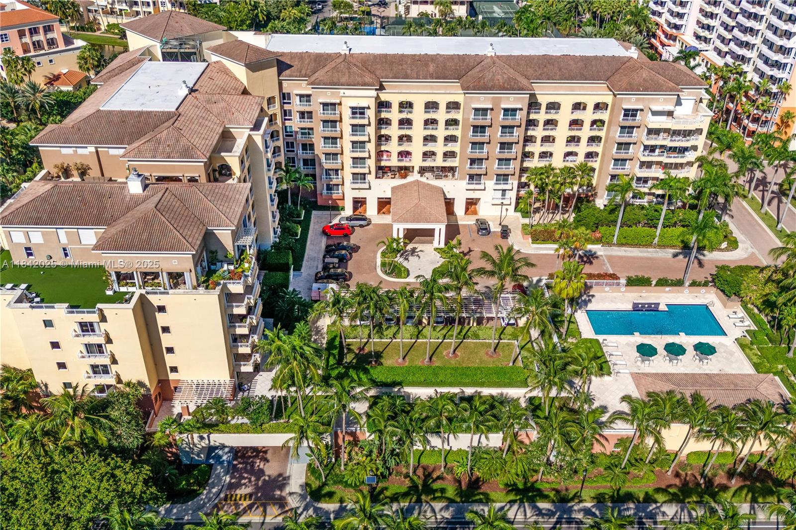 765 Crandon Blvd # 12 Unit: PH-12