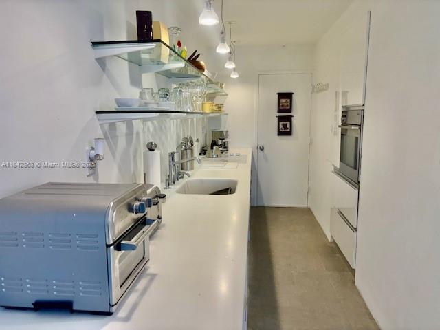 100 Lincoln Rd # 1546