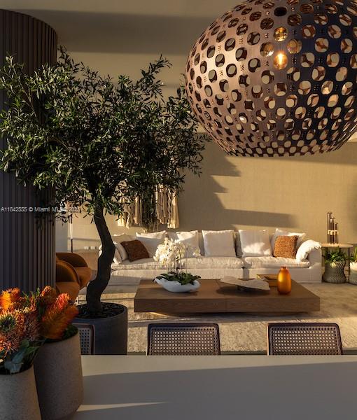2000 S Ocean Drive # 32A