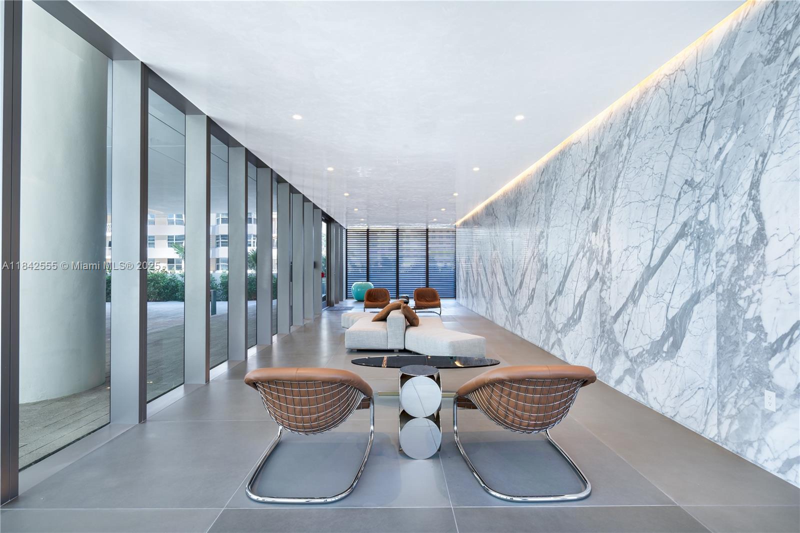 2000 S Ocean Drive # 32A