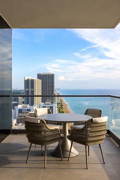 2000 S Ocean Drive # 32A