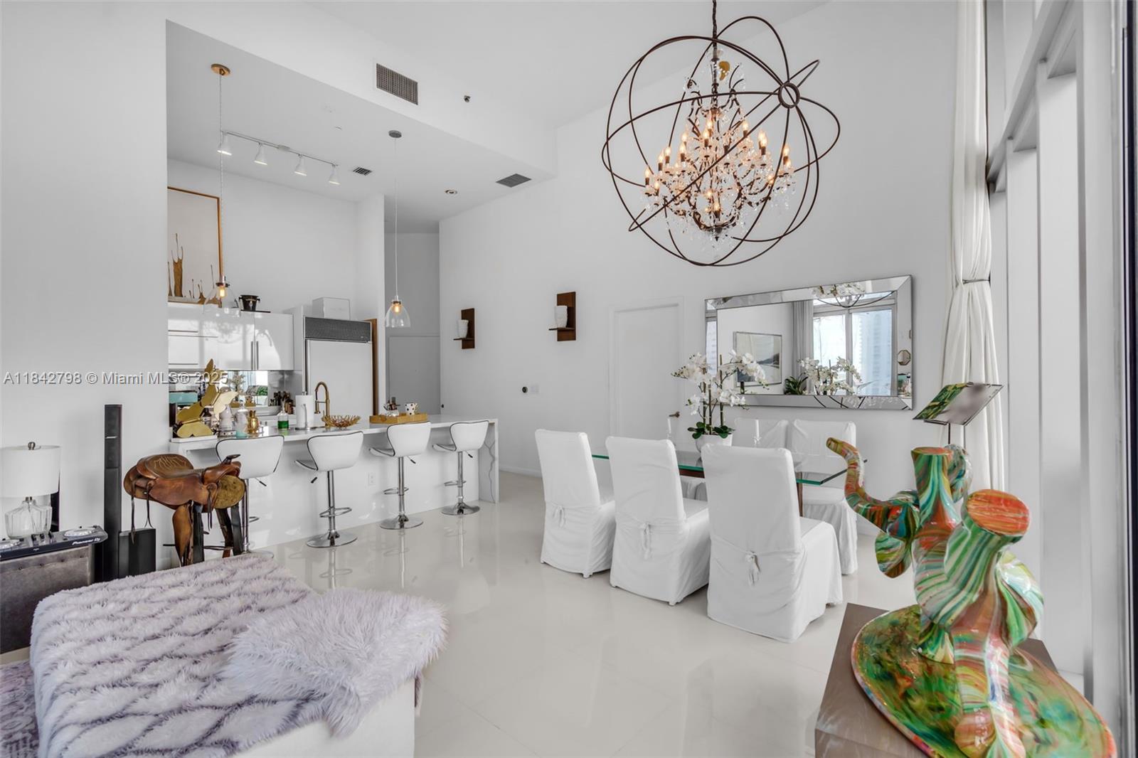 465 Brickell Ave # 2202