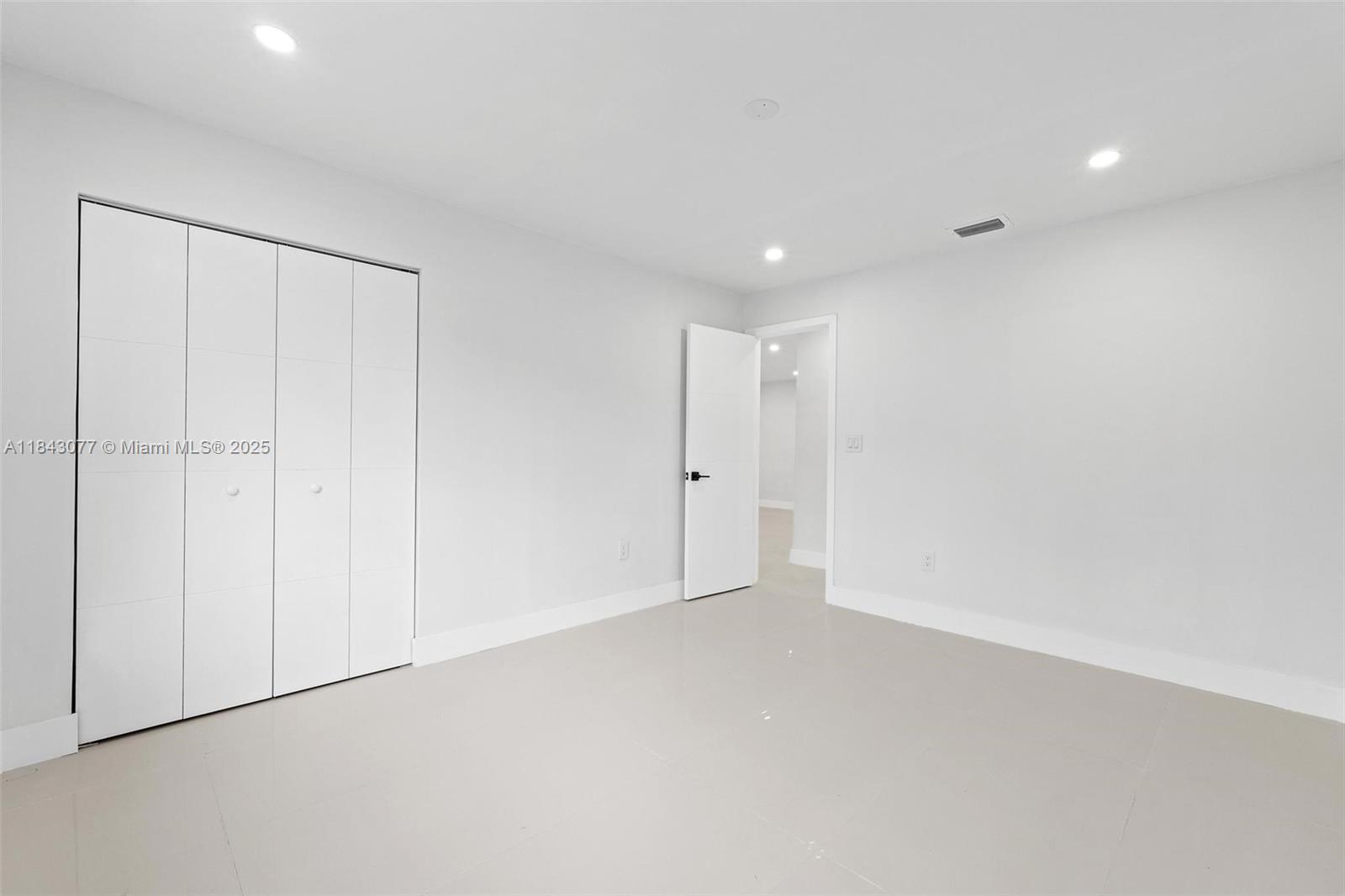 971 SW 88th Ave
