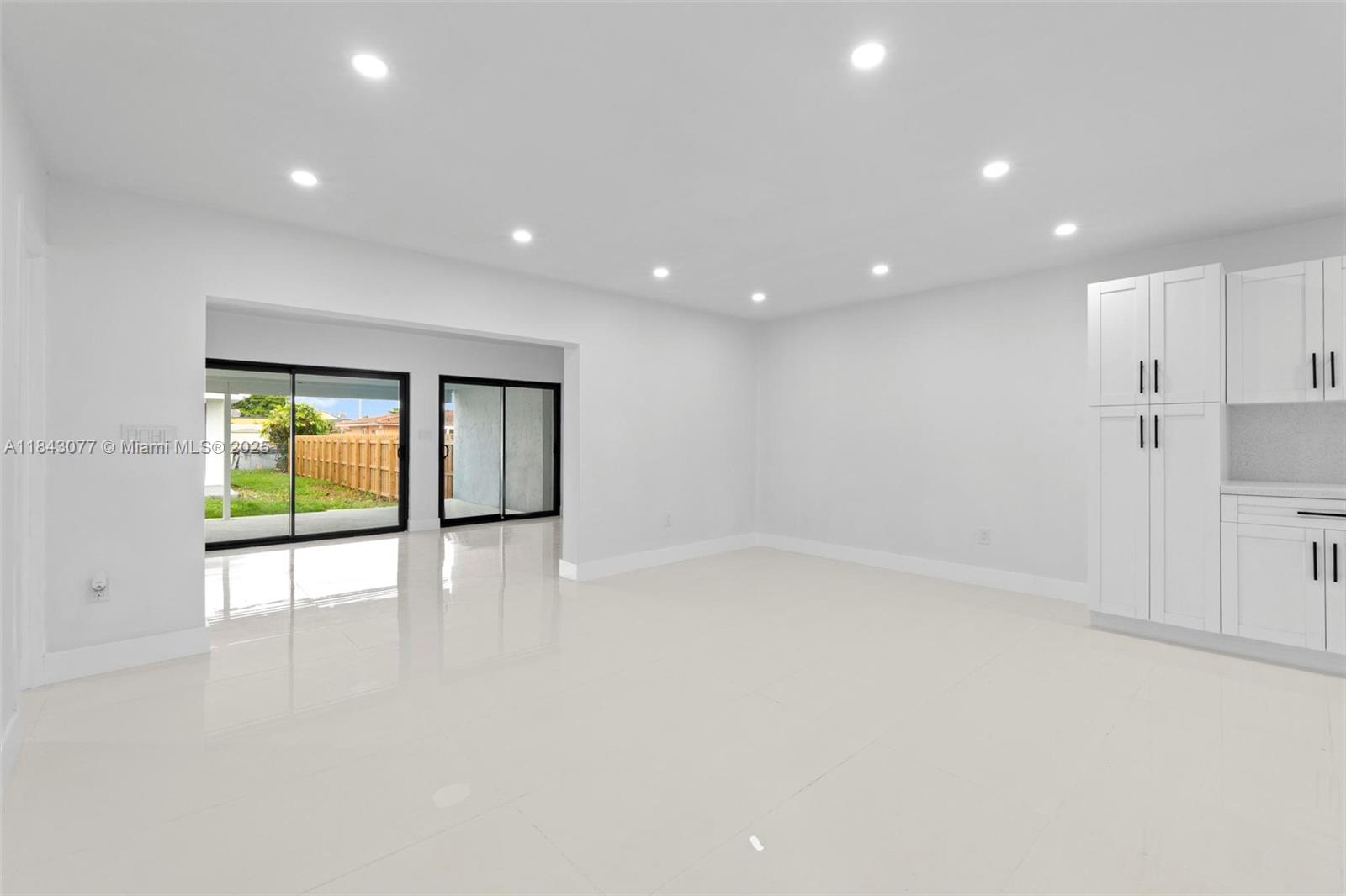 971 SW 88th Ave