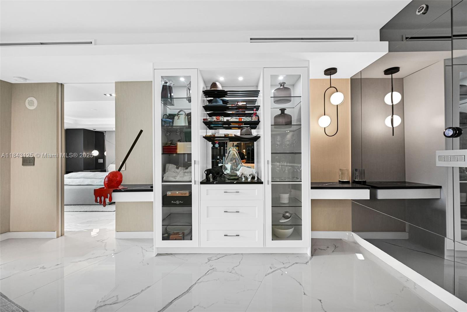 1000 S Pointe Dr # 1706