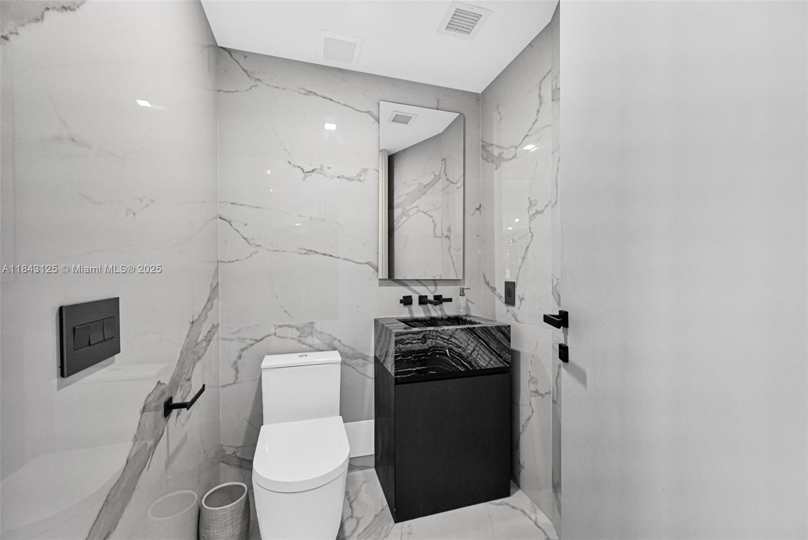 1000 S Pointe Dr # 1706