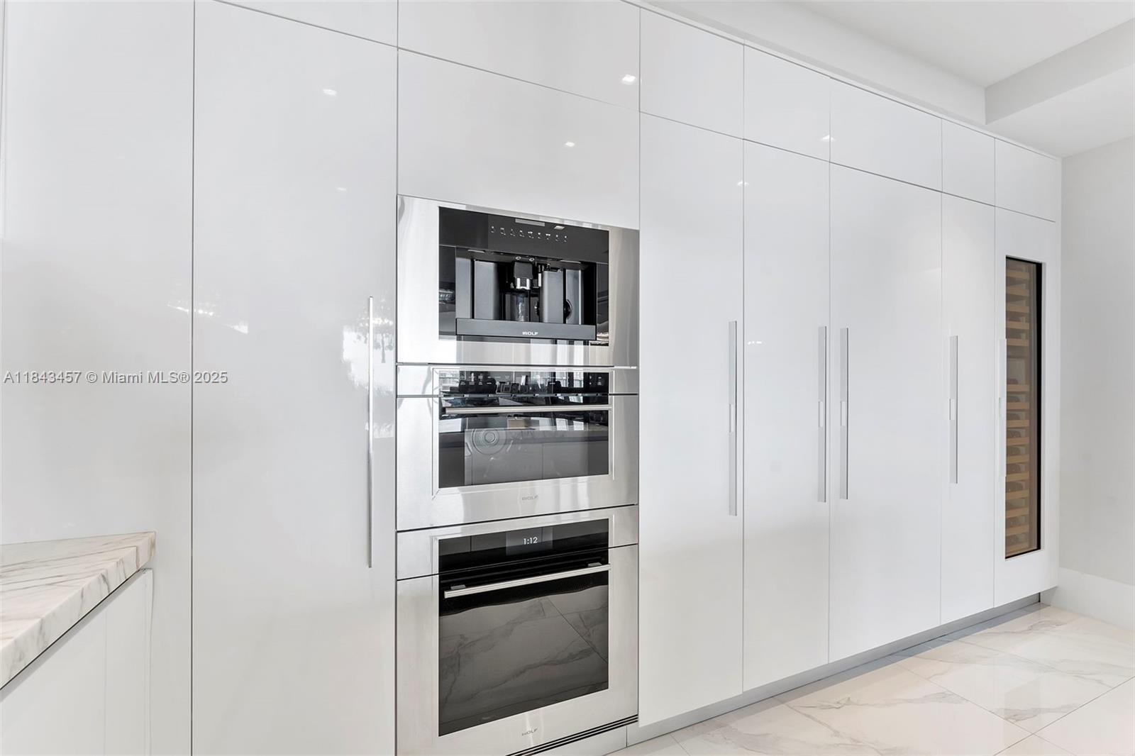 330 Sunny Isles Blvd Unit: 5-LPH03