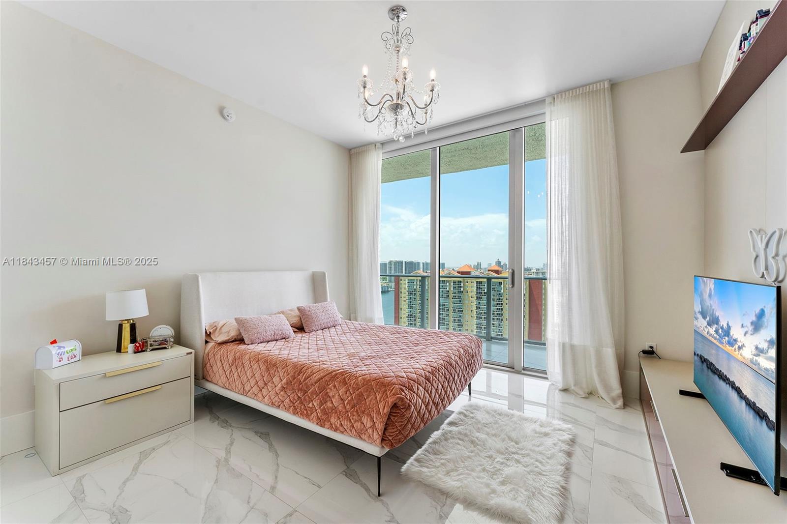 330 Sunny Isles Blvd Unit: 5-LPH03