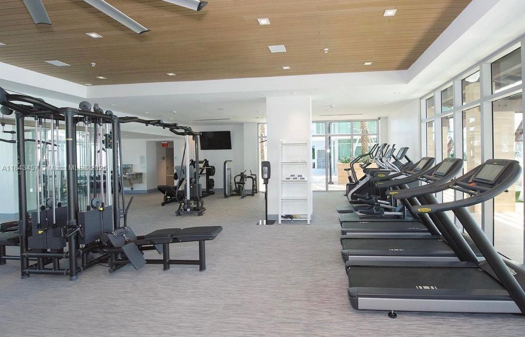 330 Sunny Isles Blvd Unit: 5-LPH03