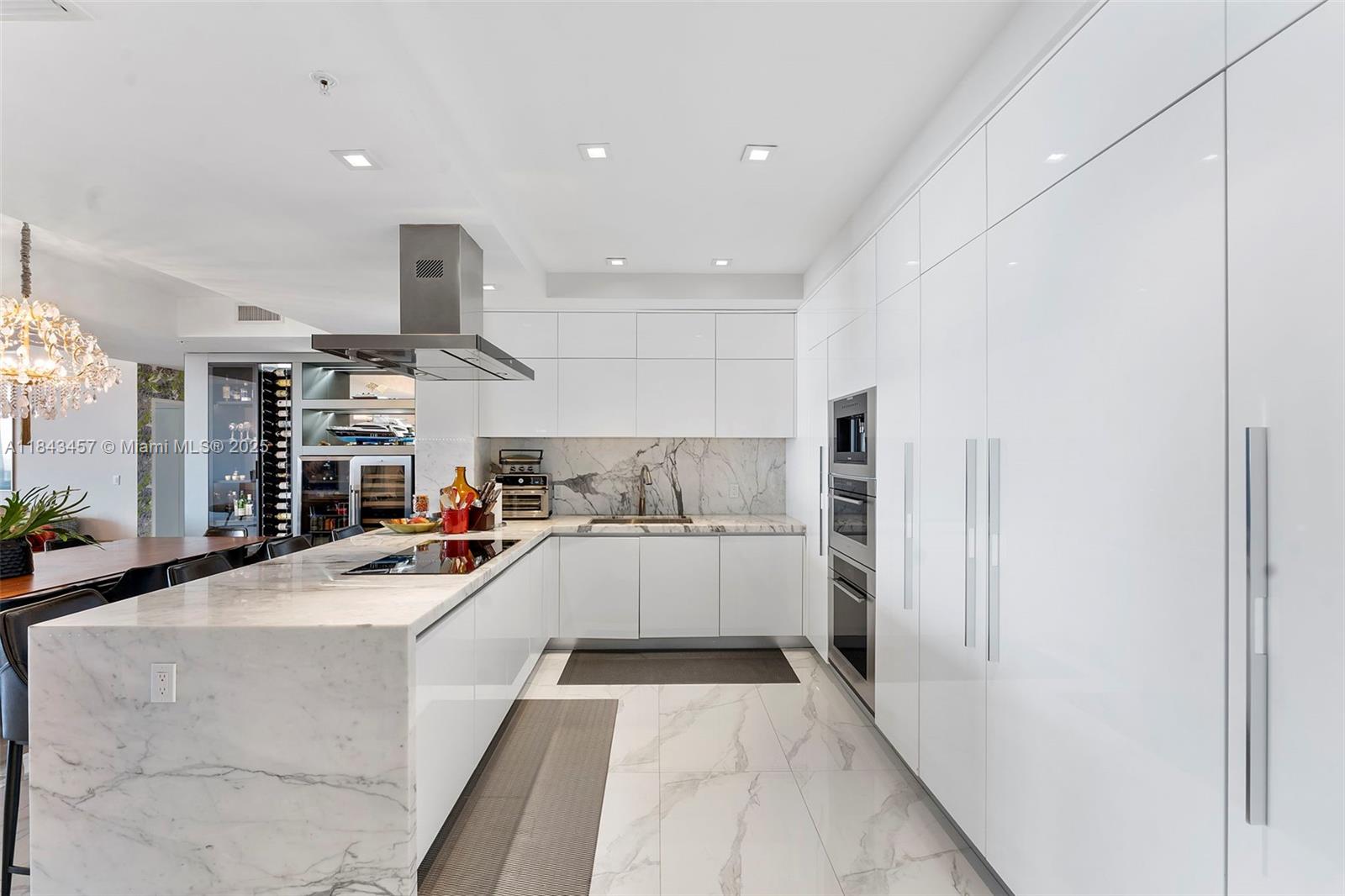 330 Sunny Isles Blvd Unit: 5-LPH03