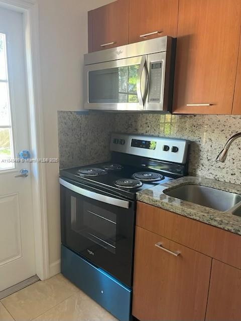 4038 SW 9th Ter # 4038