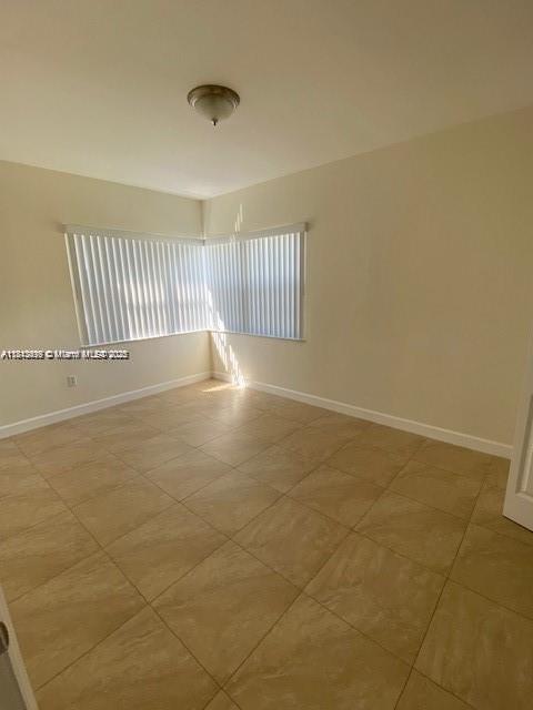 4038 SW 9th Ter # 4038