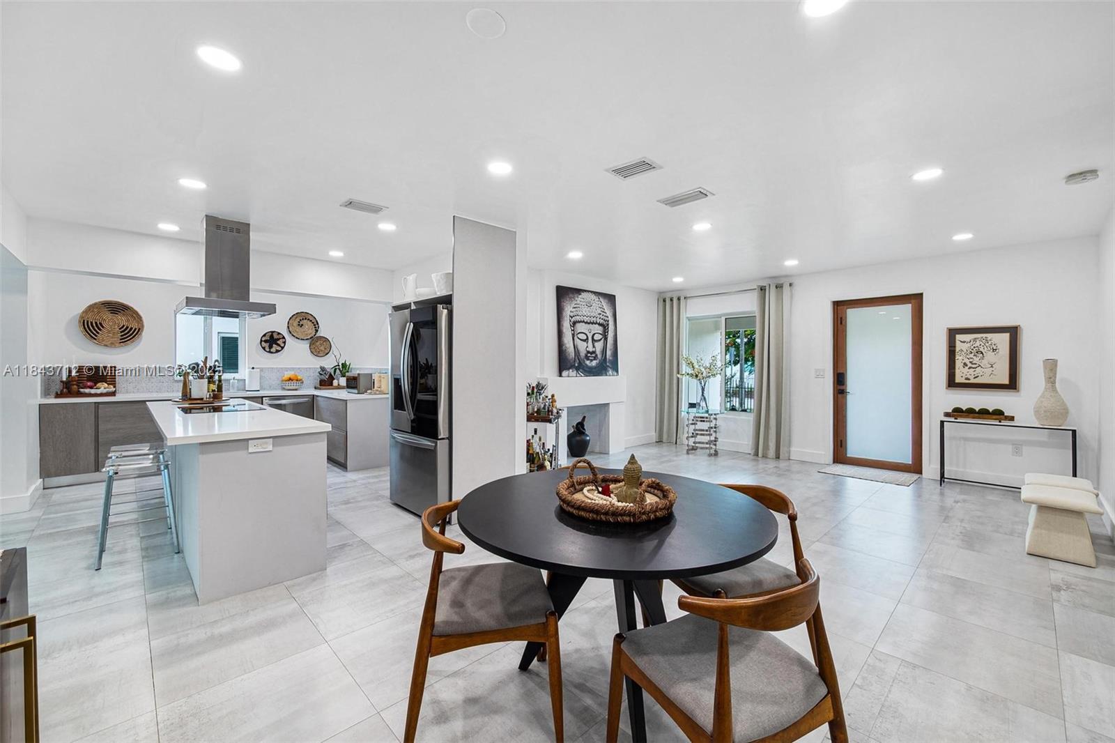 2350 SW 24th St