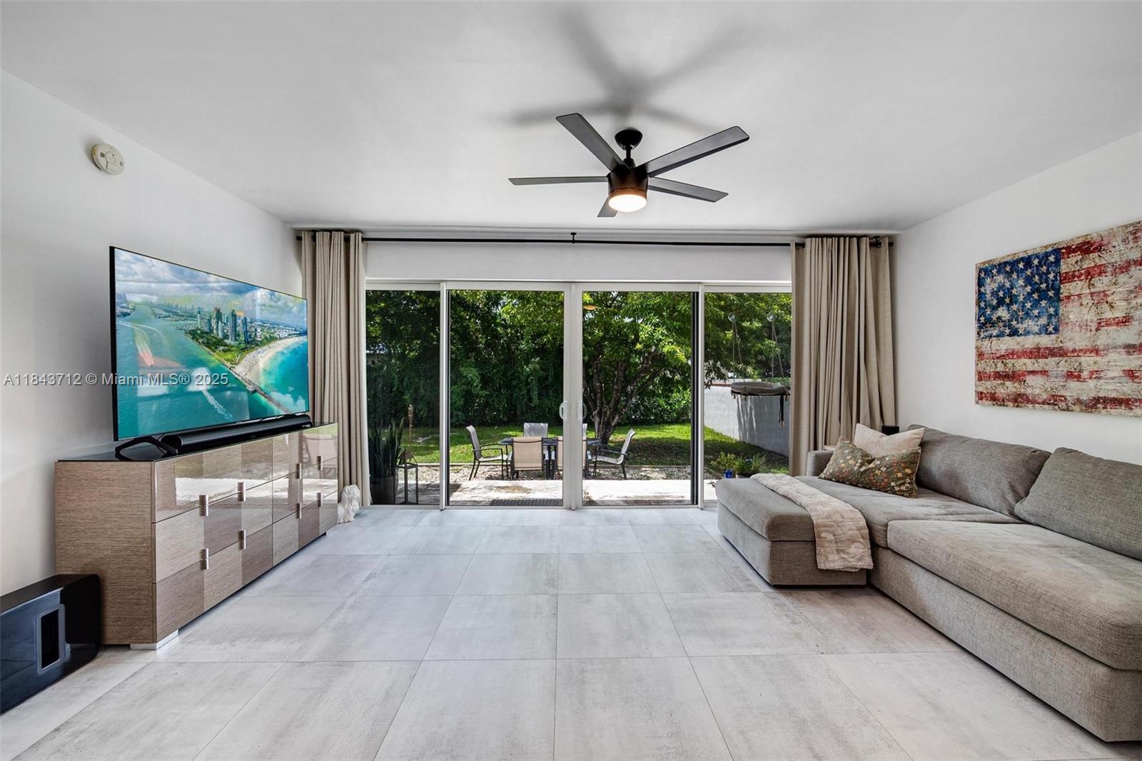 2350 SW 24th St