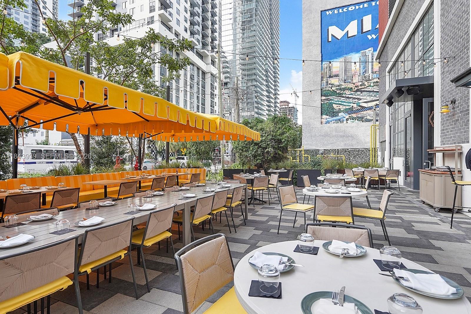 159 NE 6th St # 2903