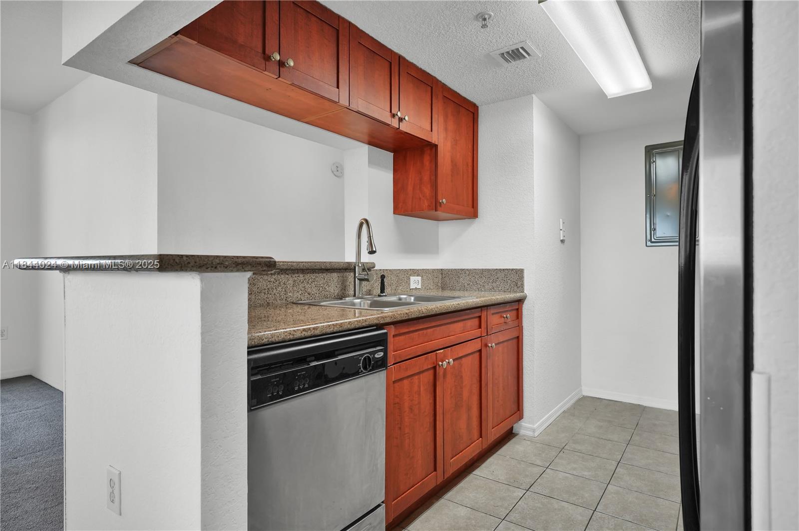 36 NW 6th Ave # 706