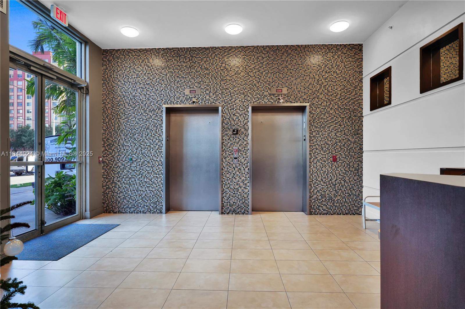 36 NW 6th Ave # 706
