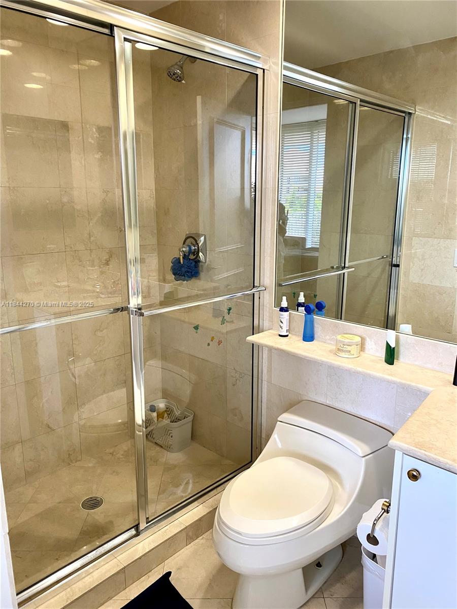 785 Crandon Blvd # 506