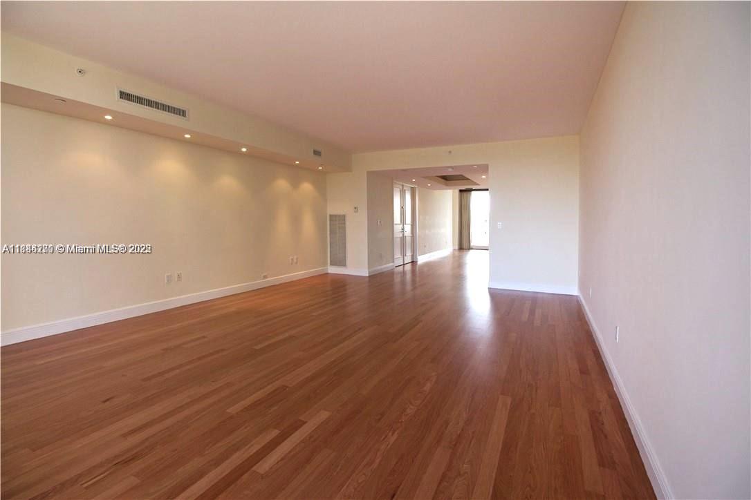 785 Crandon Blvd # 506