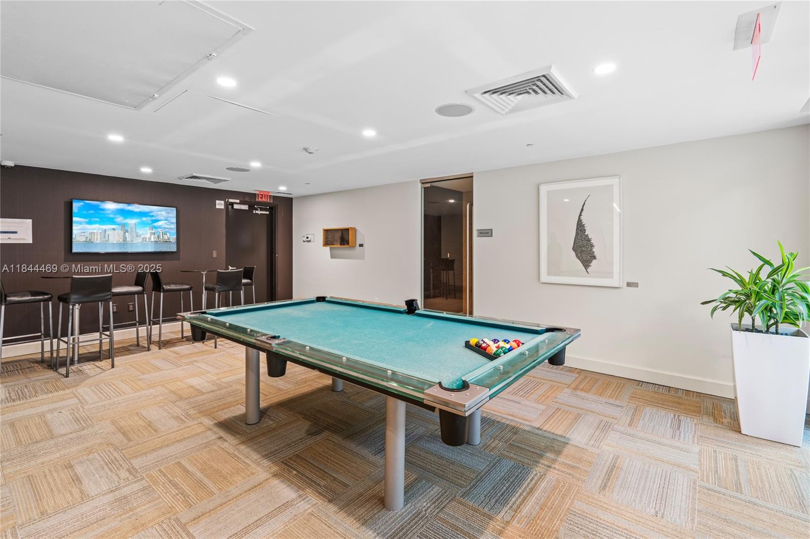 951 Brickell Ave # 1505