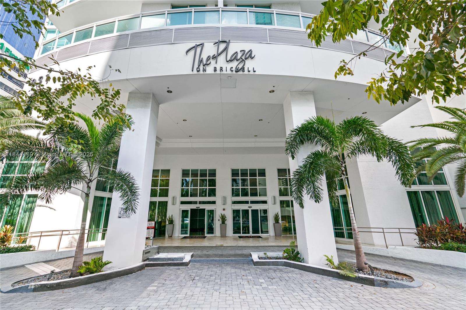 951 Brickell Ave # 1505
