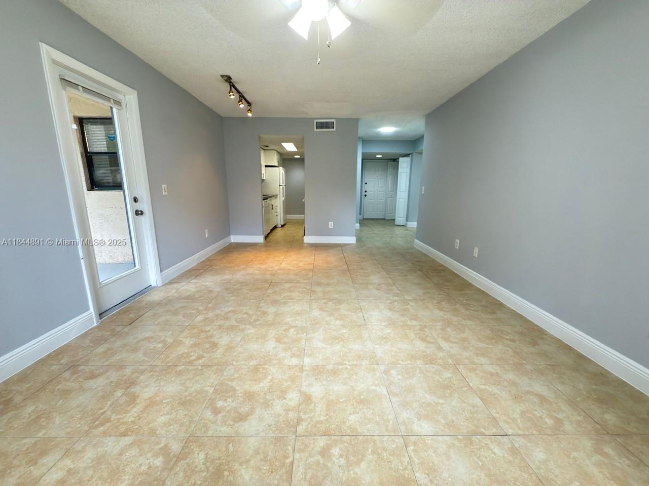 4521 W Mcnab Rd # 11
