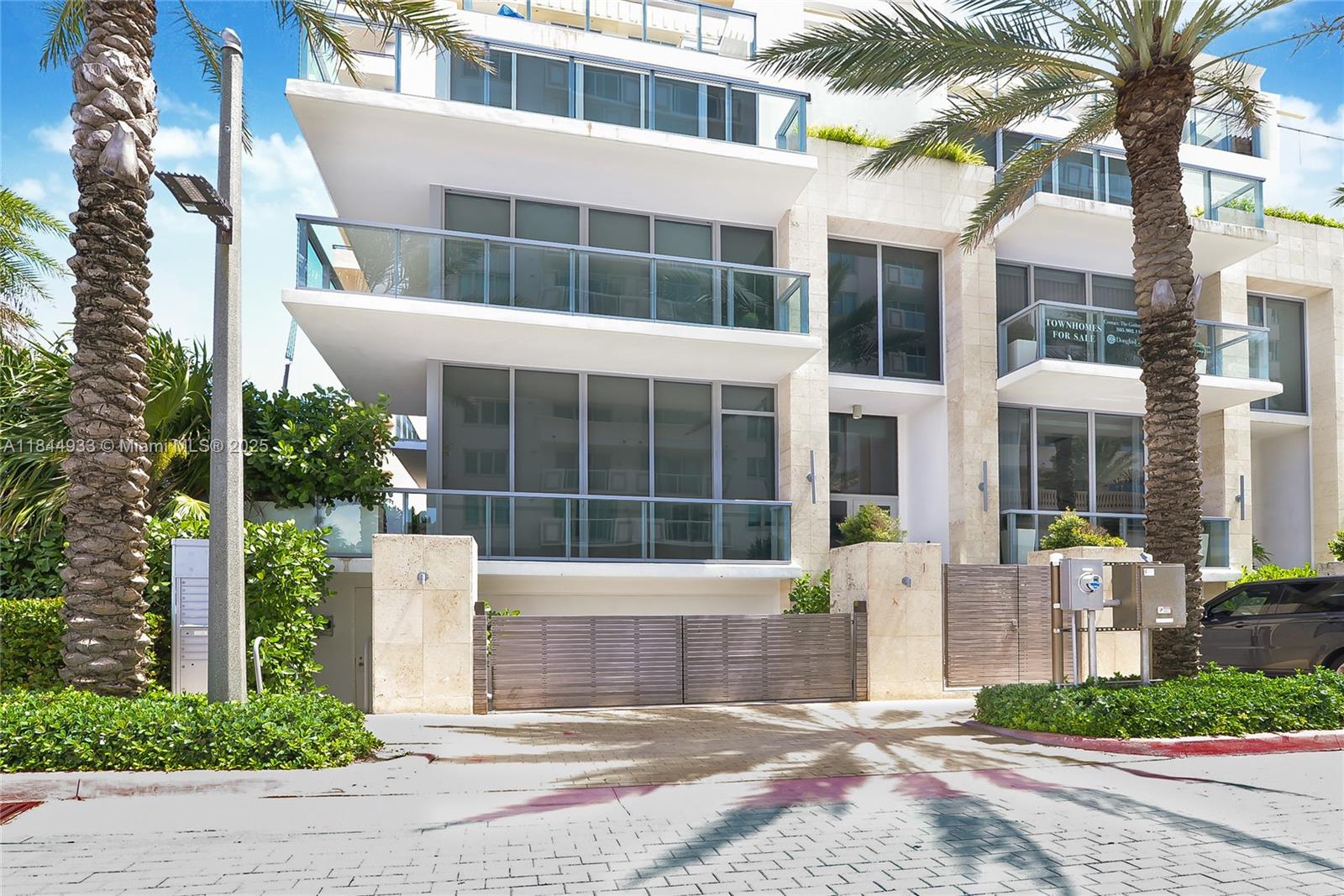 9501 Collins Ave # 1