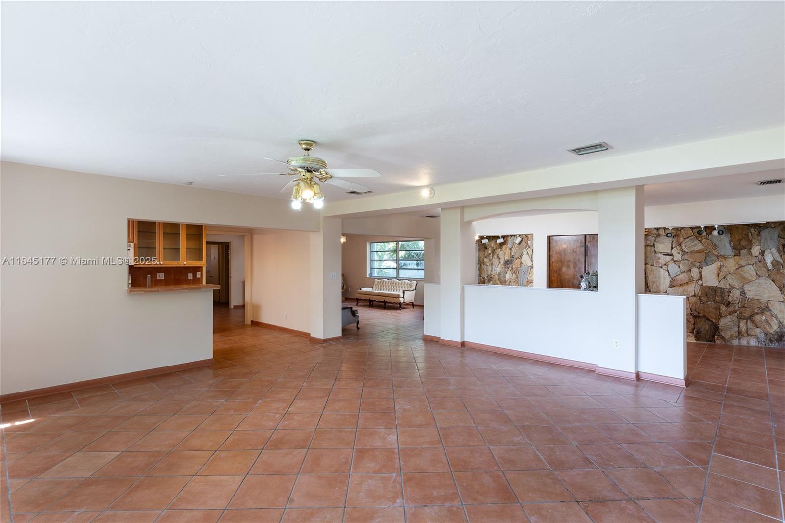 10415 SW 87th Ave