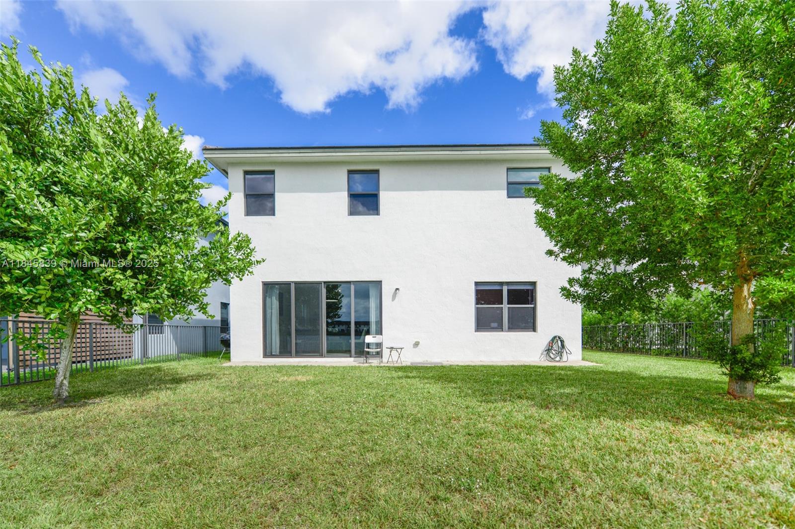16036 NW 89th Ct