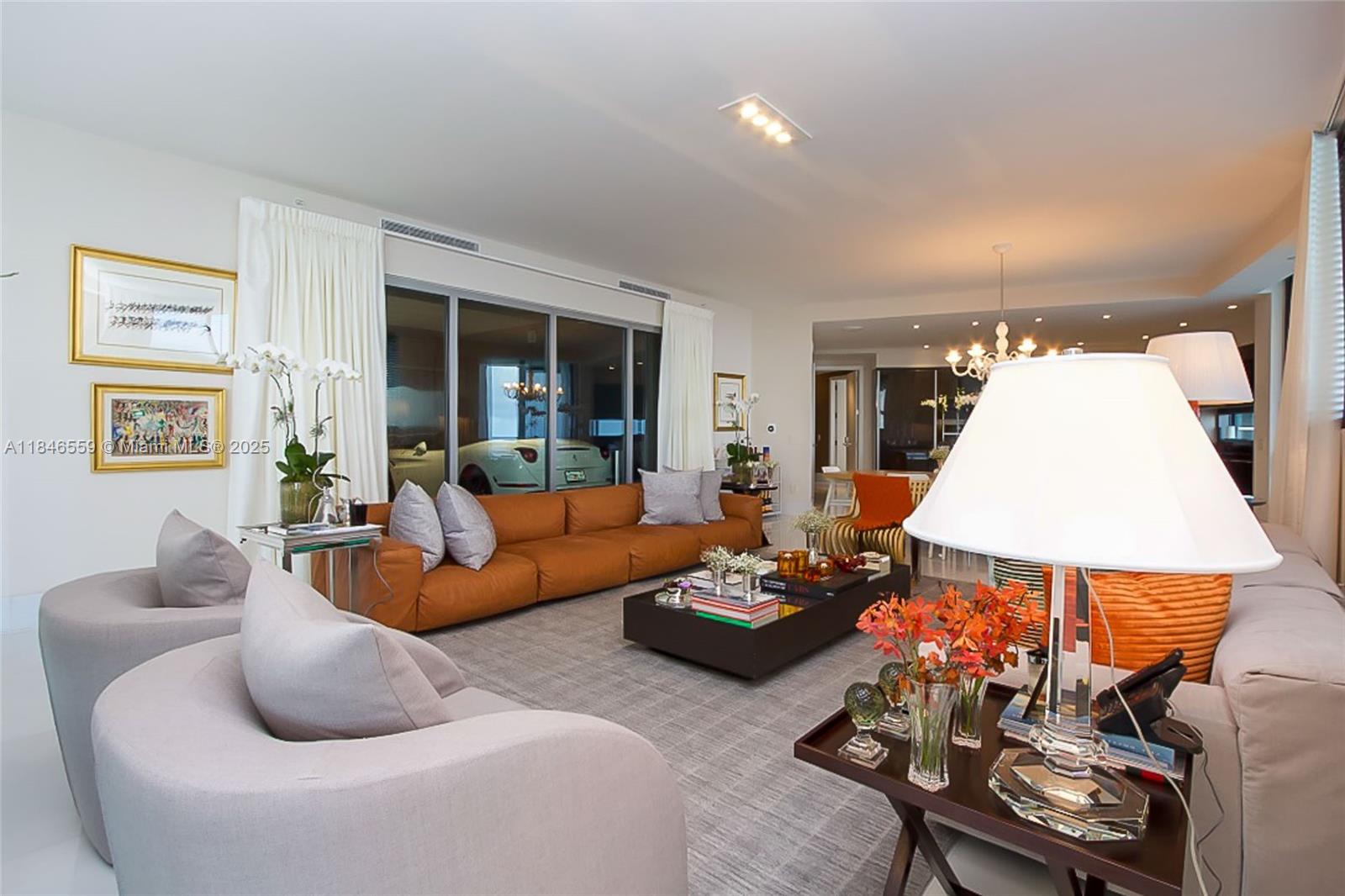 18555 Collins Ave # 4605