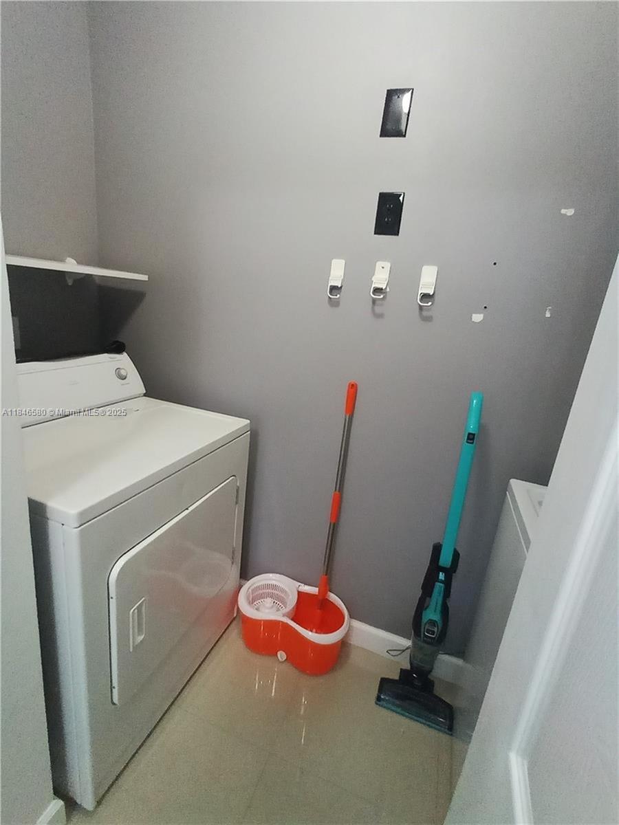 4400 SW 160th Ave # 1025