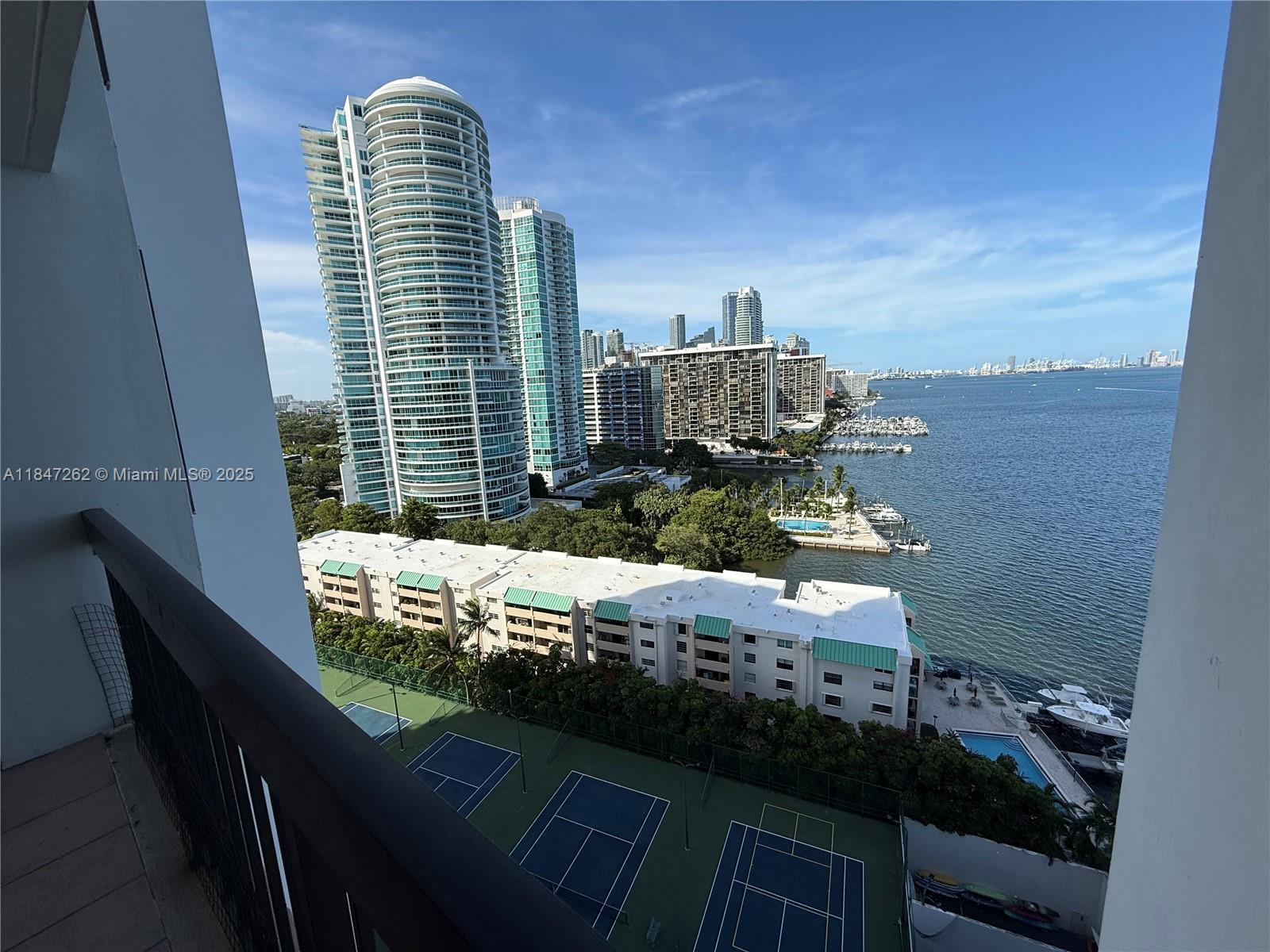 2333 Brickell Ave # 1603
