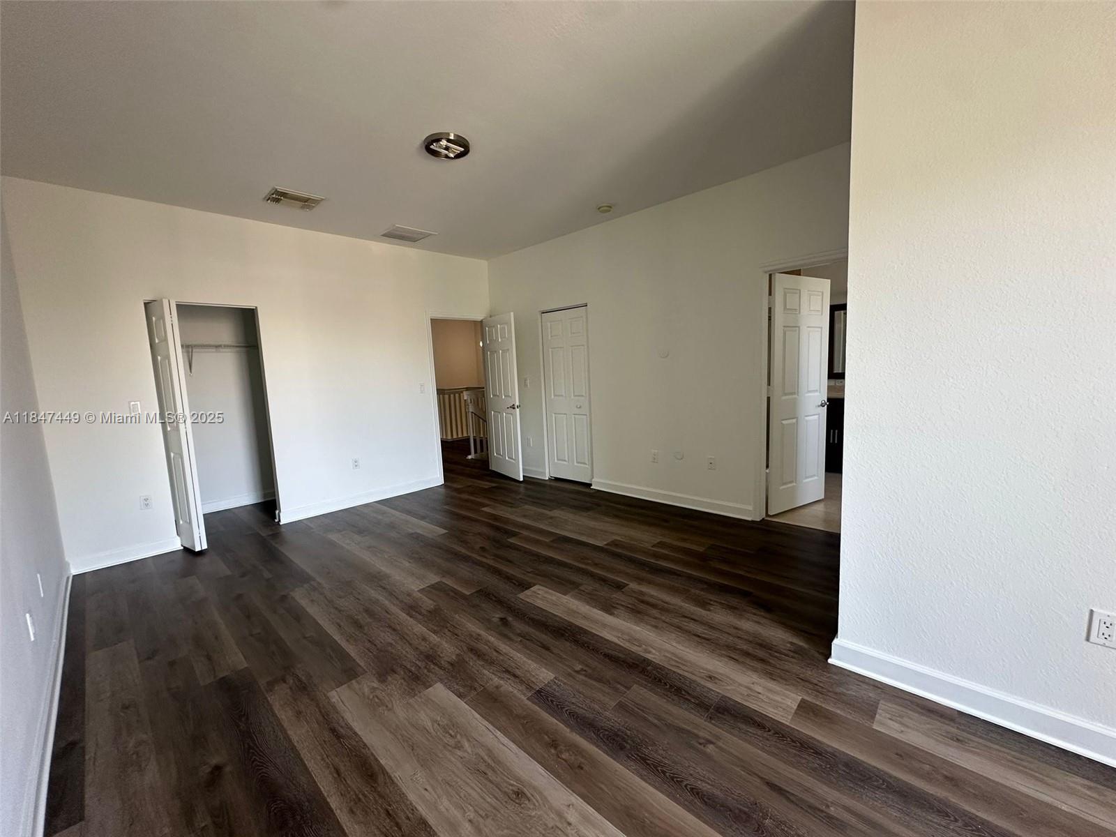 10717 NW 75th Ter