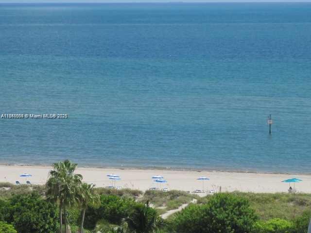 199 OCEAN LN DR # 1114