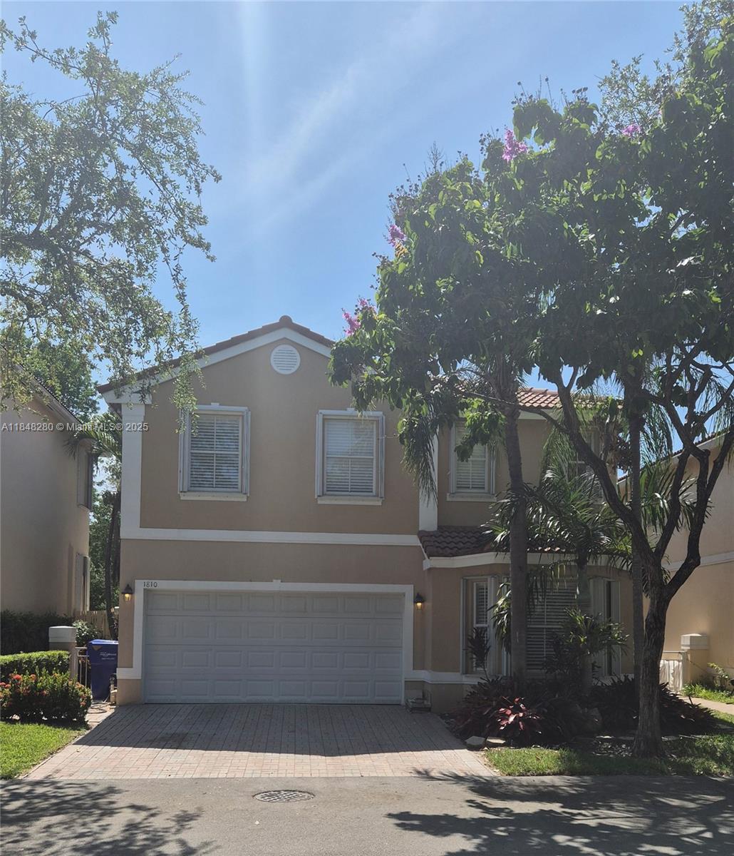 1810 Sweetbay Way