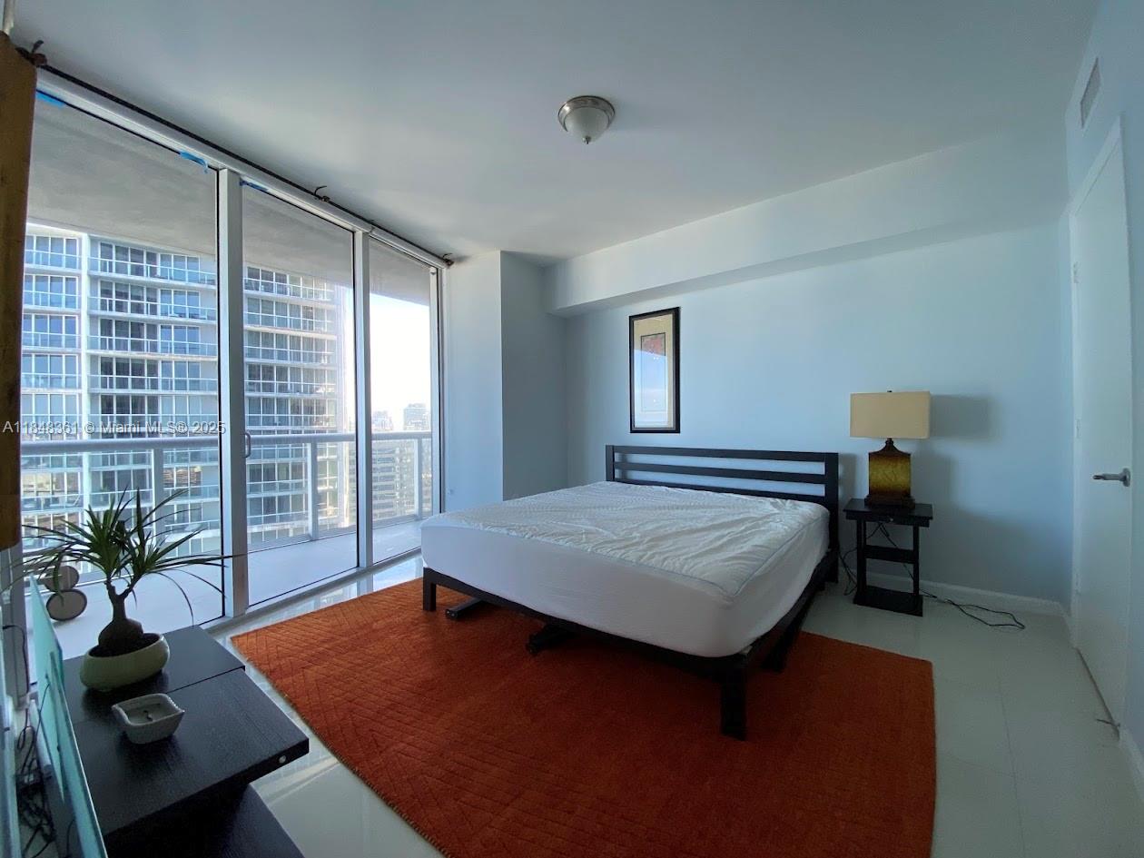 475 Brickell Ave # 4409