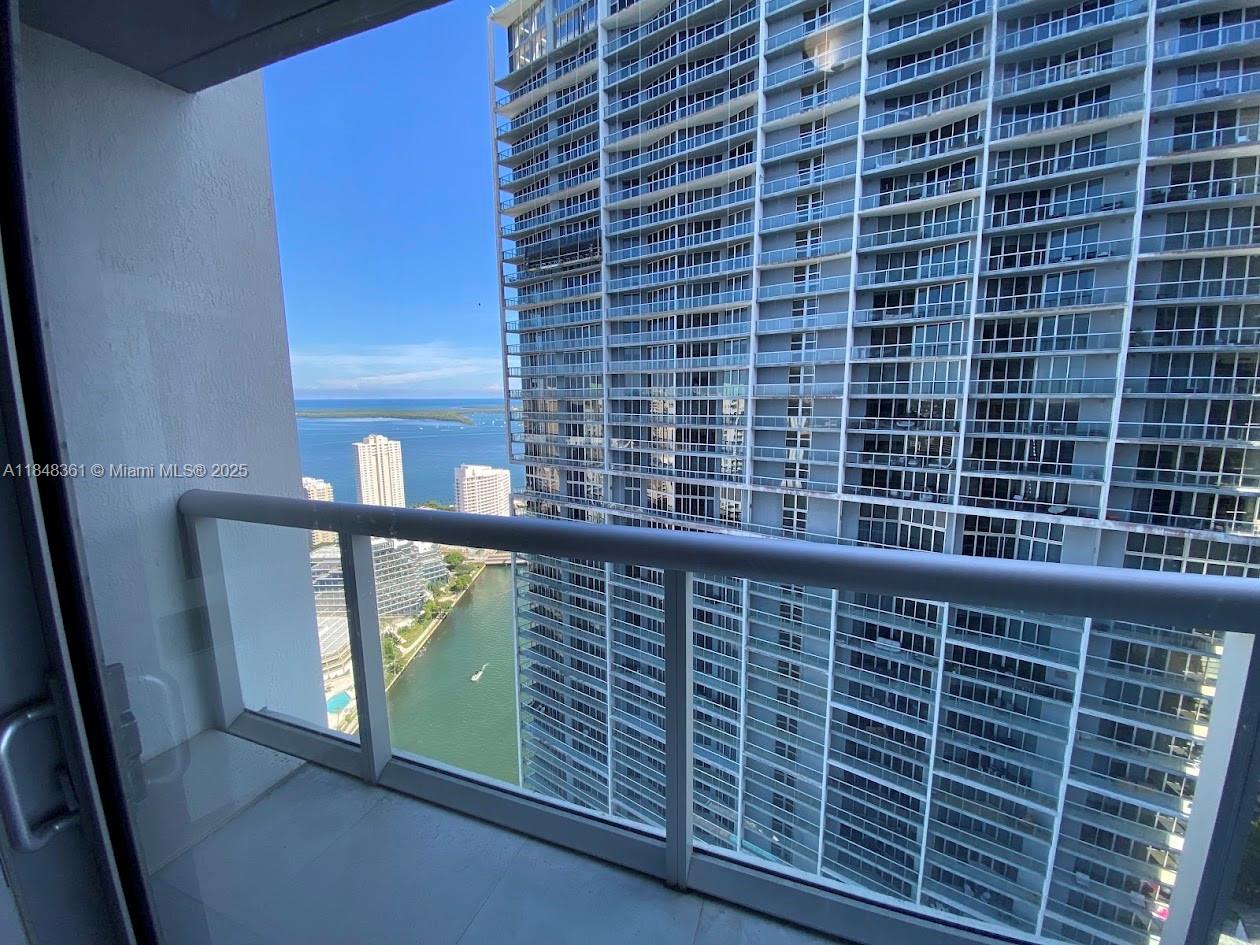 475 Brickell Ave # 4409