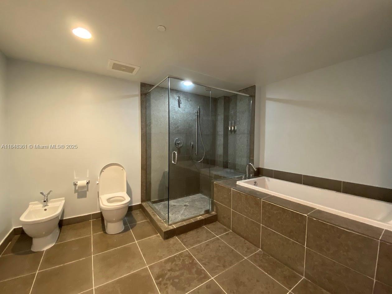 475 Brickell Ave # 4409