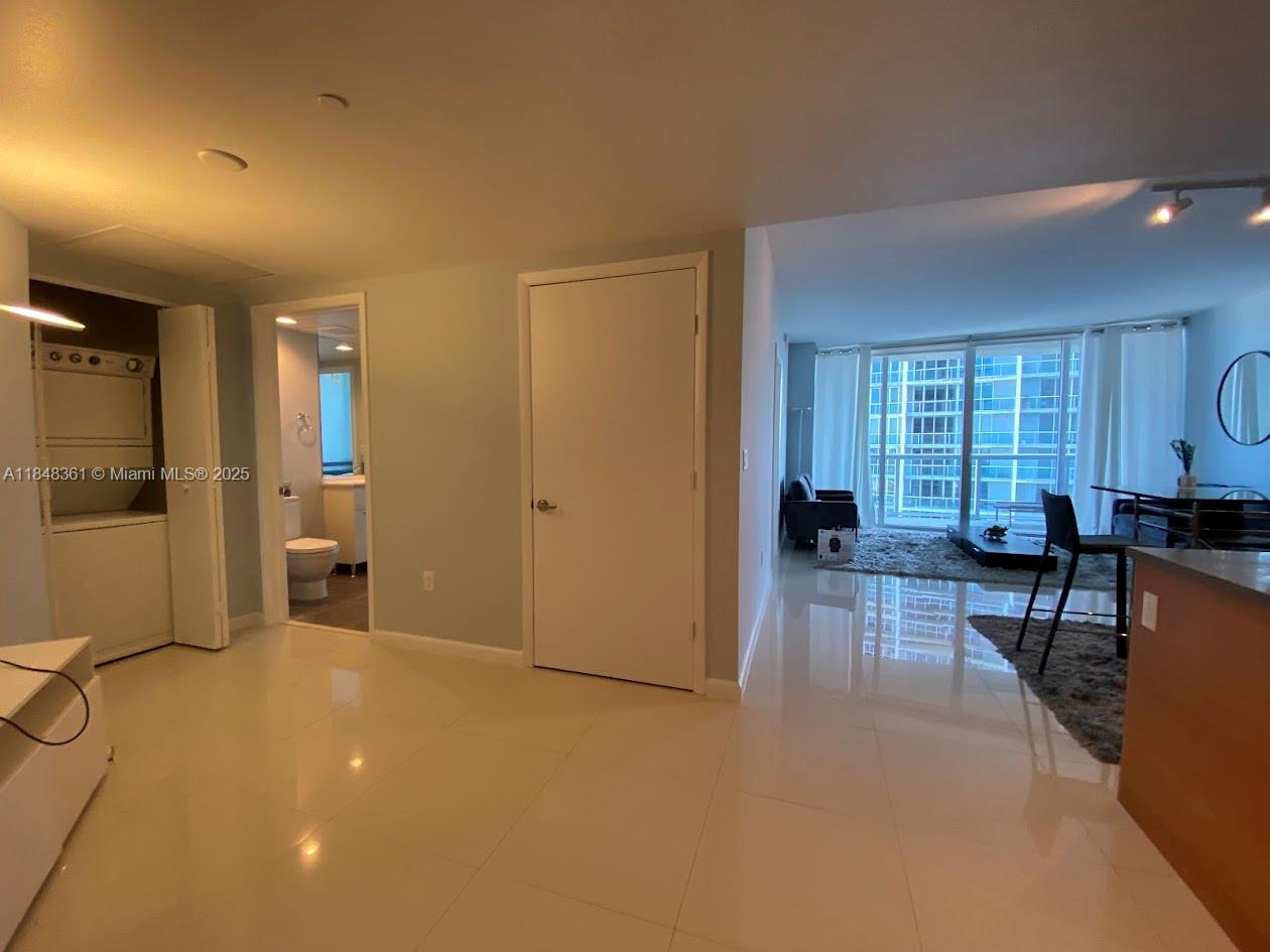 475 Brickell Ave # 4409