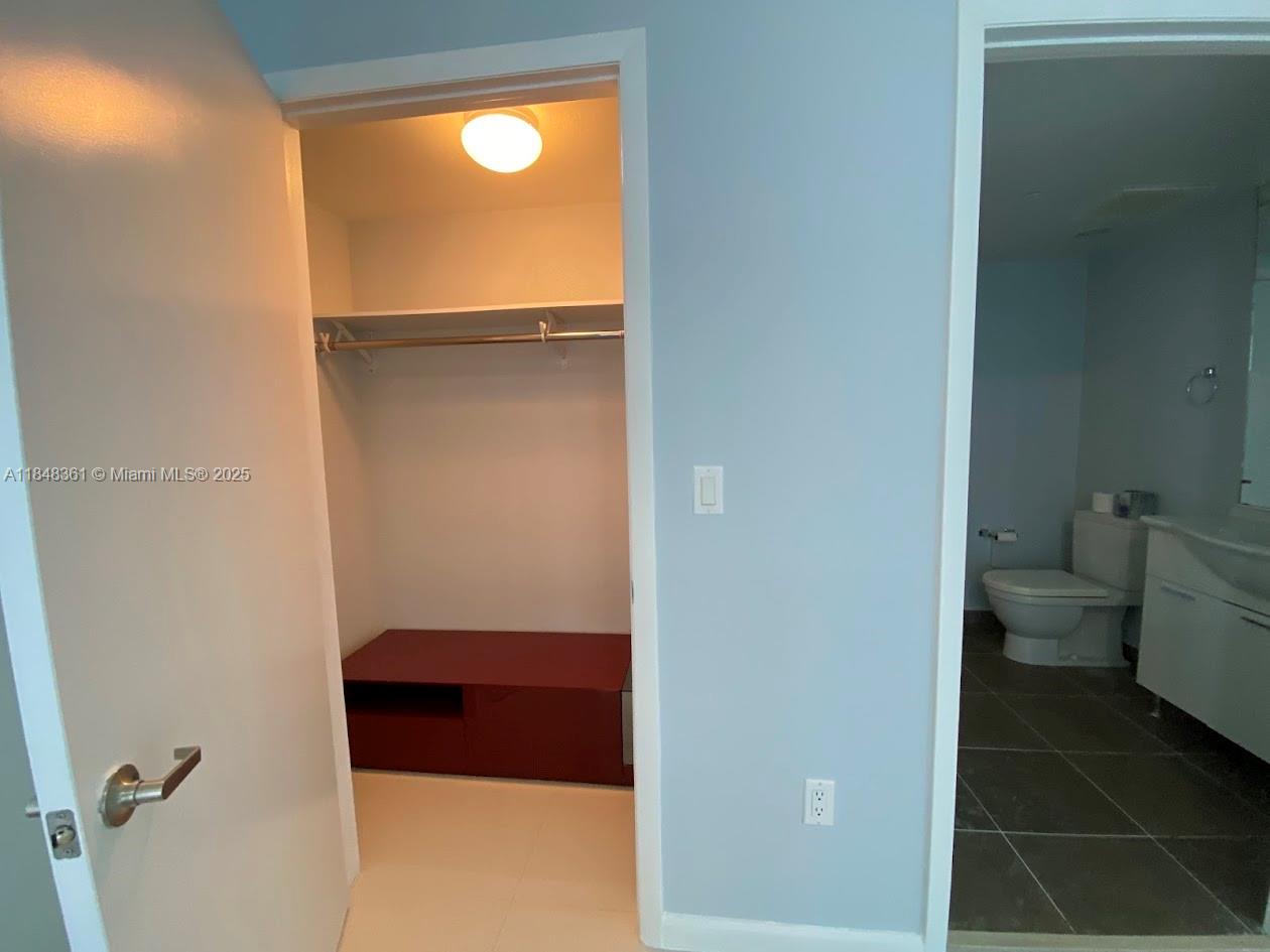 475 Brickell Ave # 4409