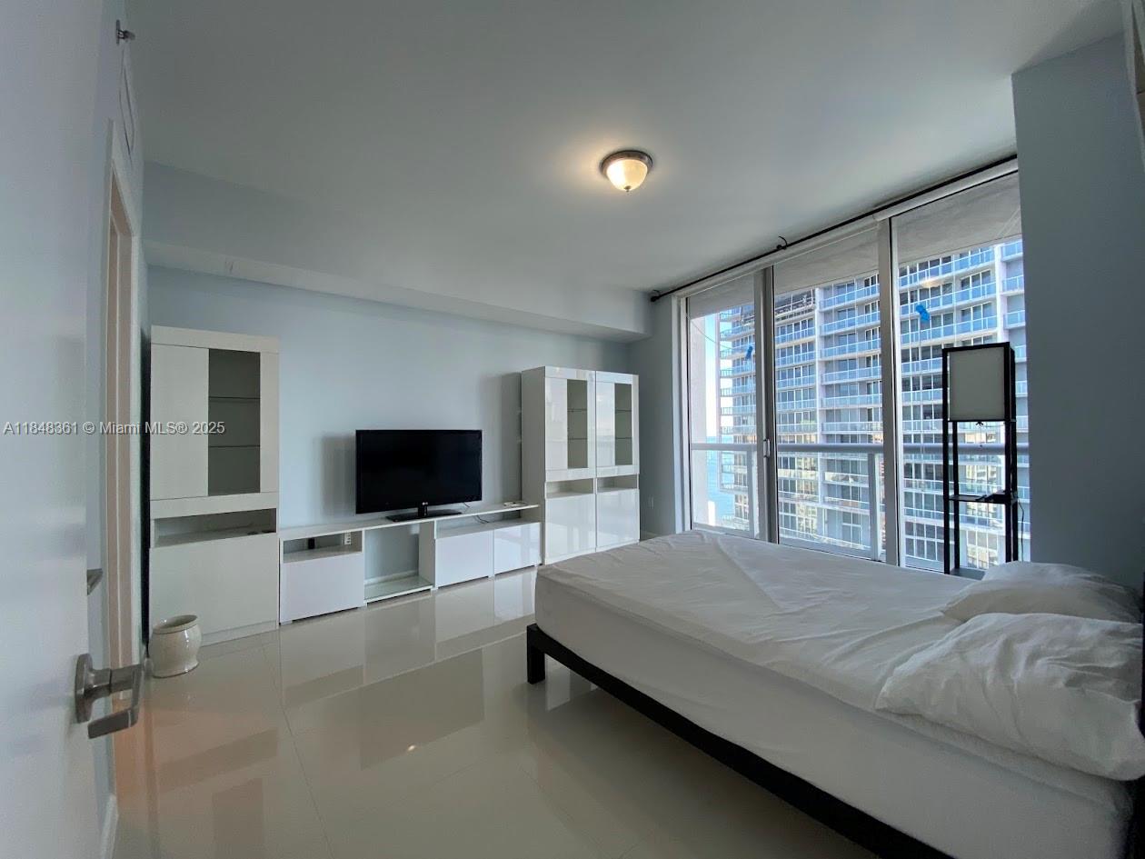 475 Brickell Ave # 4409