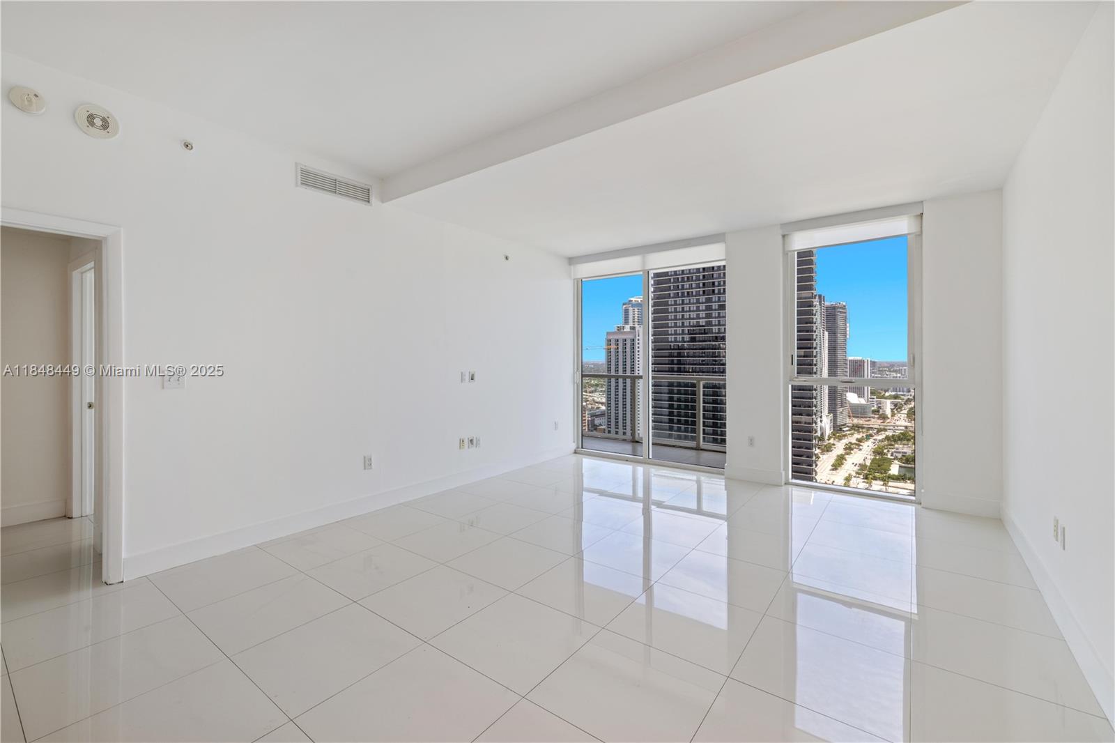 244 Biscayne Blvd # 3904