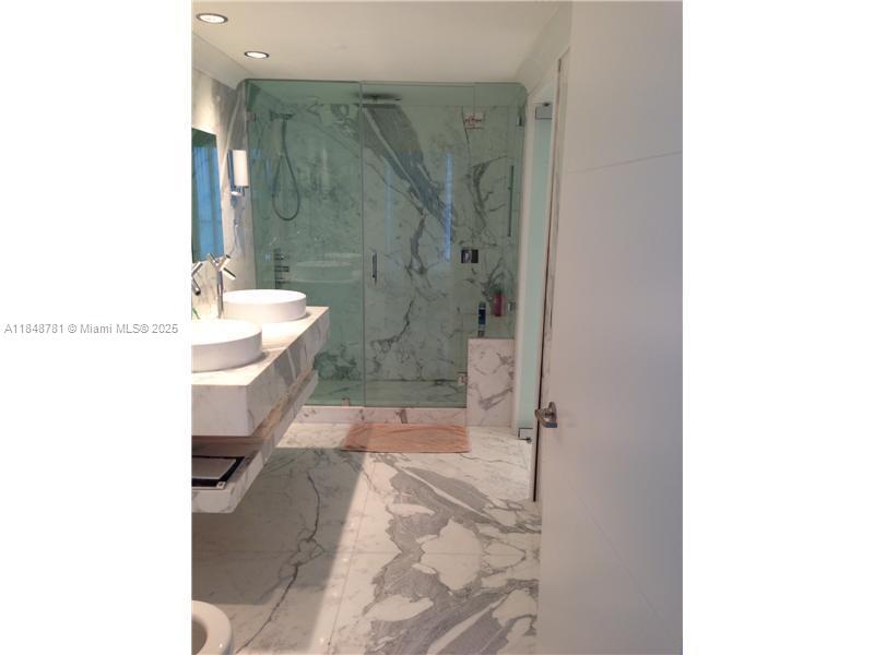 485 BRICKELL AVE # 3303