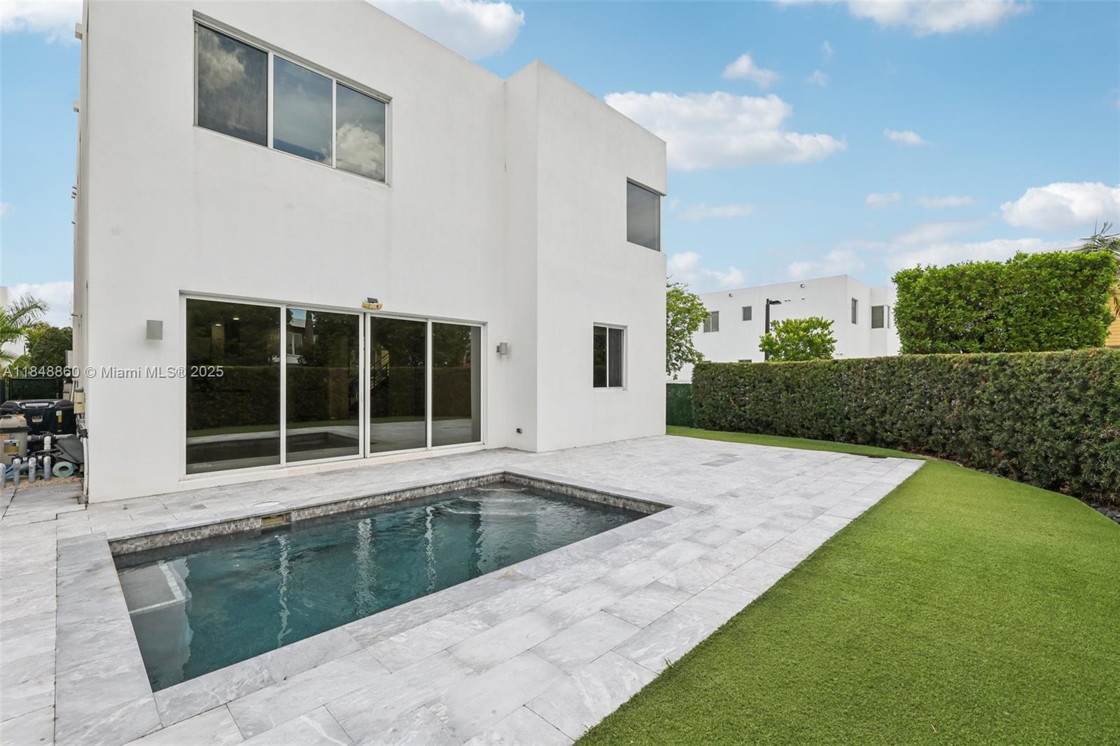 9820 NW 75th St
