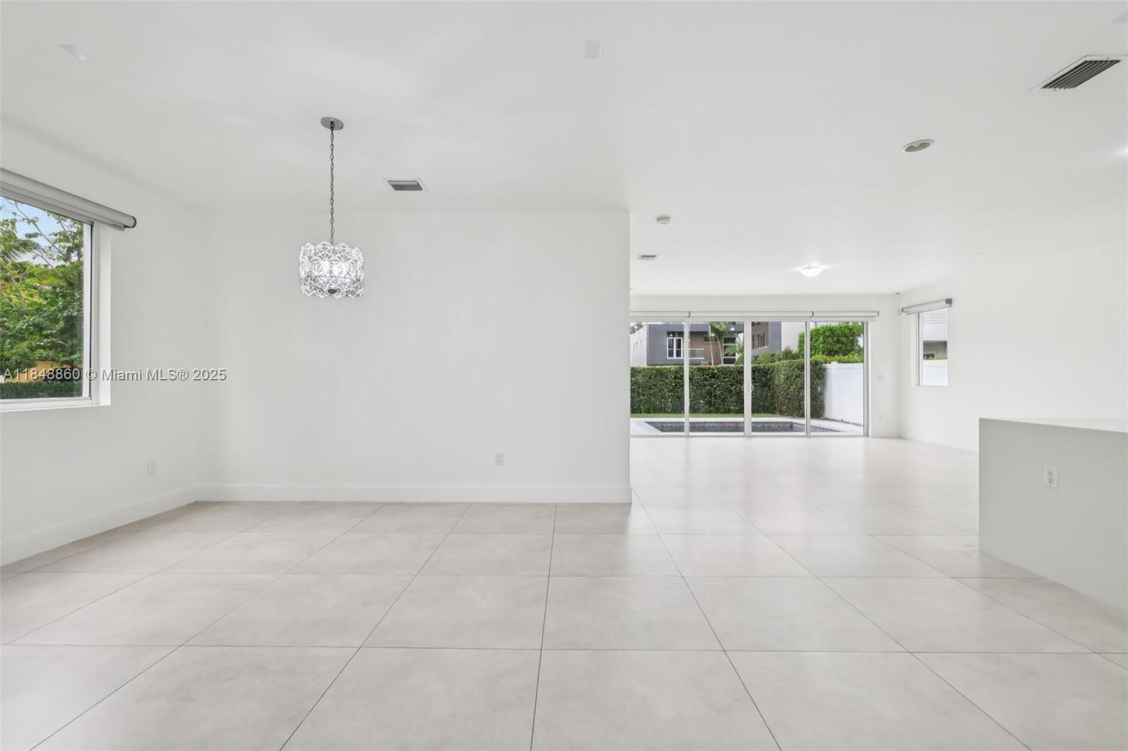 9820 NW 75th St