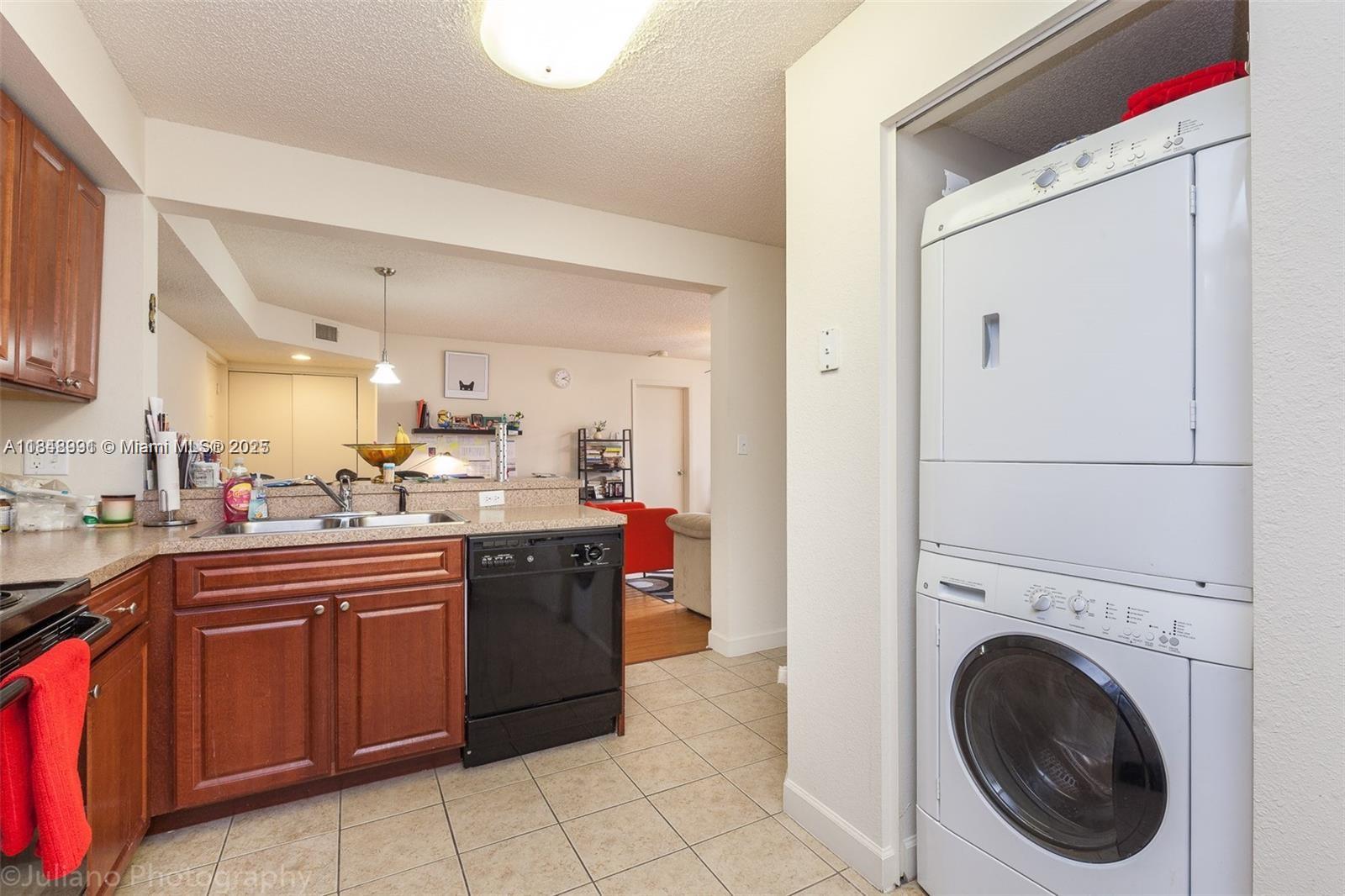 10161 W Sunrise Blvd # 202