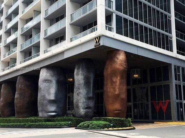 495 Brickell Ave # 1711