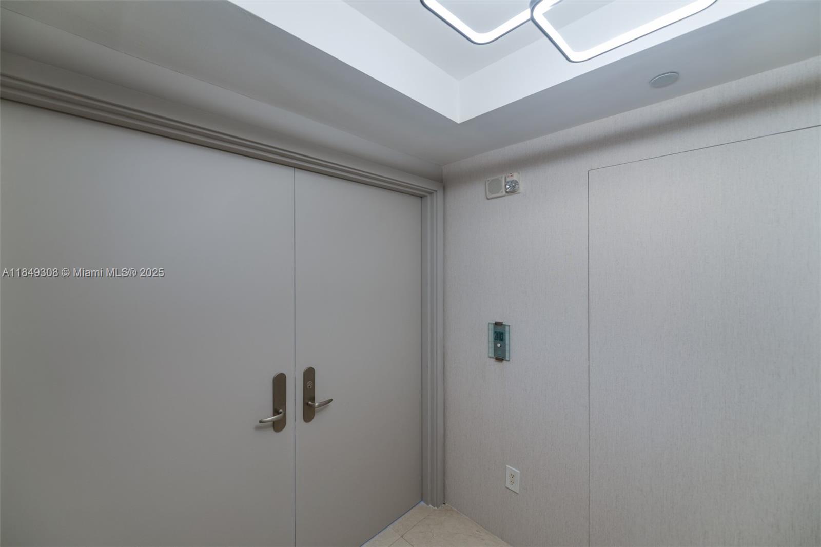 1331 Brickell Bay Dr # 2403