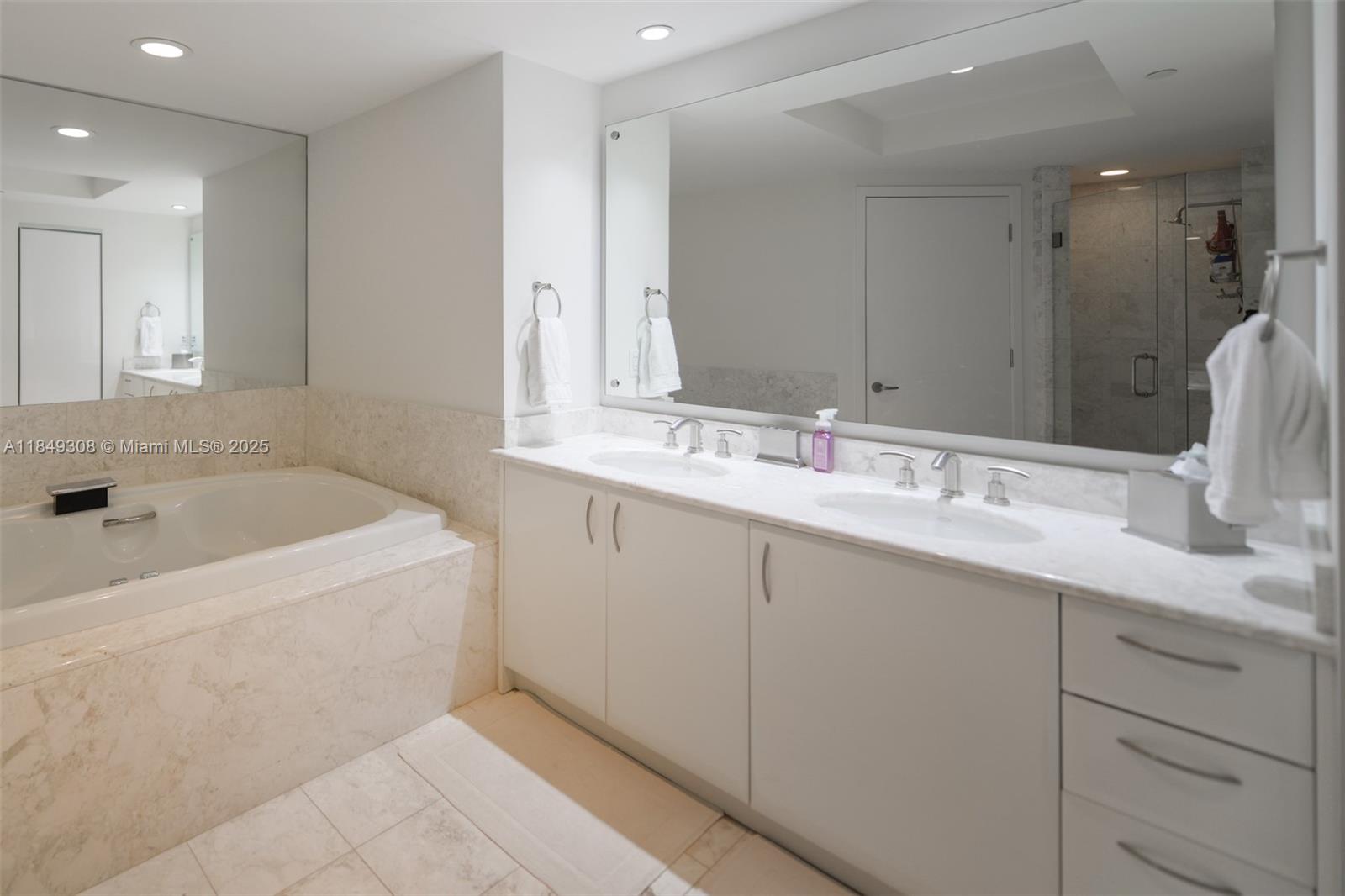 1331 Brickell Bay Dr # 2403