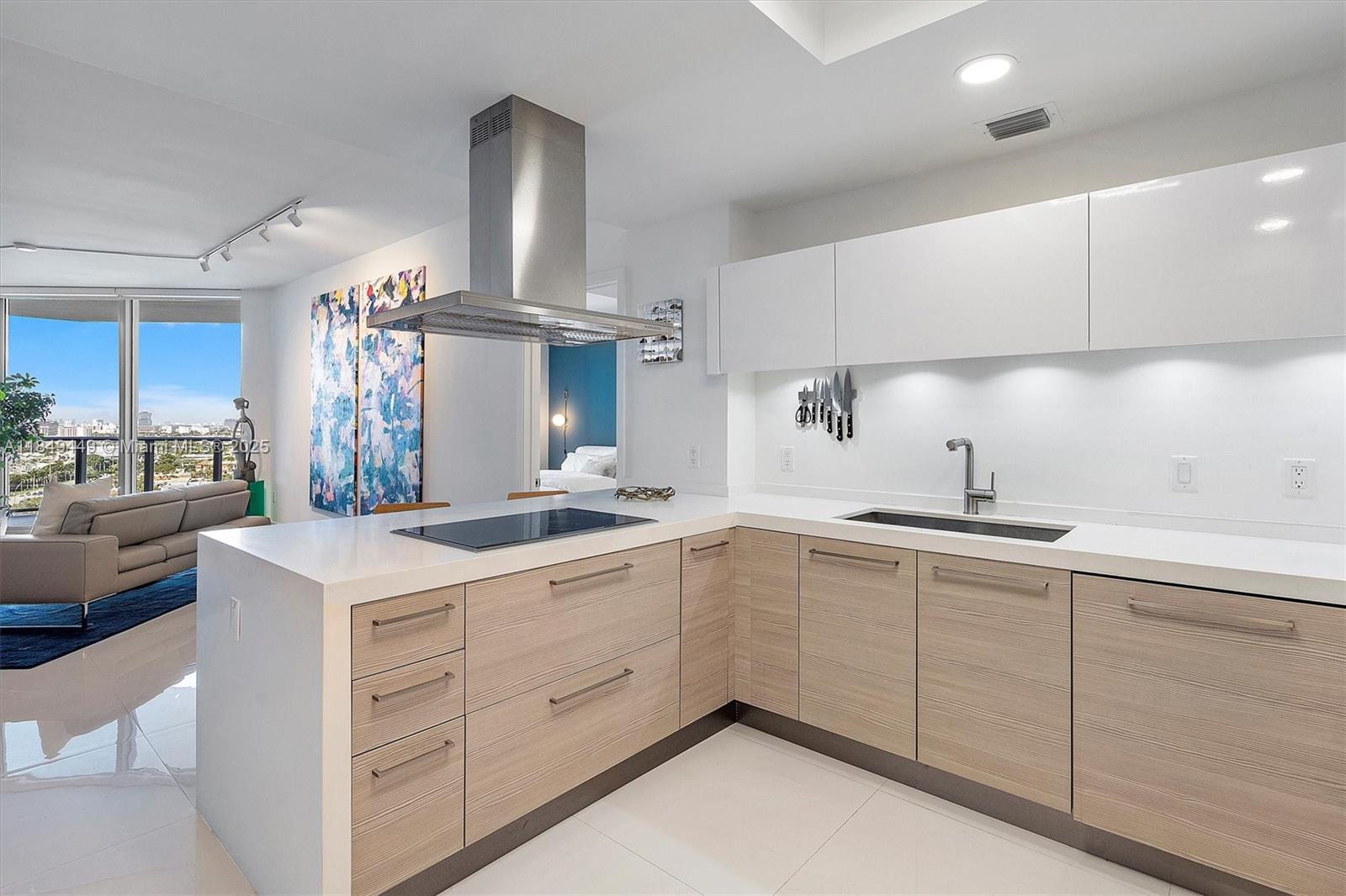 17301 Biscayne Blvd # 2108